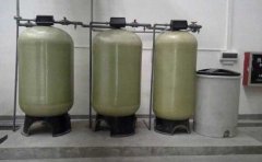 全自動(dòng)軟水器性能特點(diǎn)及安裝要求 全自動(dòng)軟水器性能特點(diǎn)及安裝要求