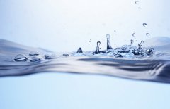 反滲透純水機頻繁出現水垢,某某純水機垢遭投訴 反滲透純水機頻繁出現水垢,某某純水機垢遭投訴