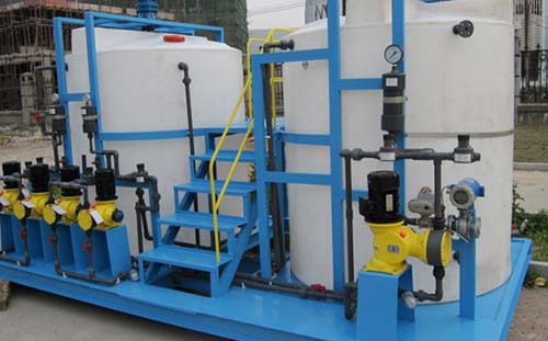 �ɷ�Ͷ���b����̎��