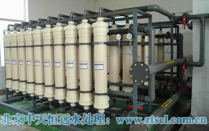 ���B͸�O��