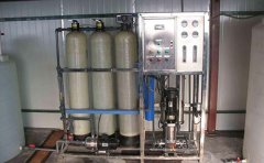 ���ö������B͸�O���M�г��}���D��