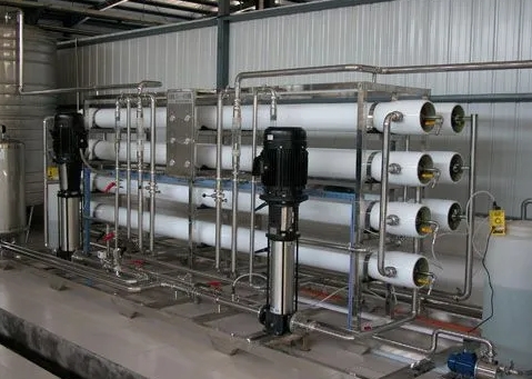 ���B͸�O��